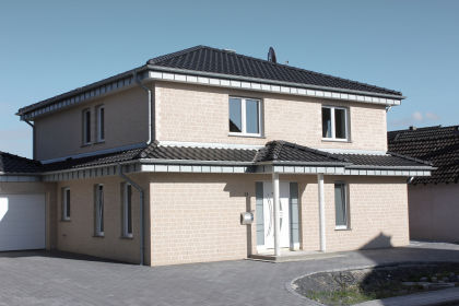 Unsere Dachdecker bauen Ihr Steildach im Neubau in Erkelenz und Wegberg